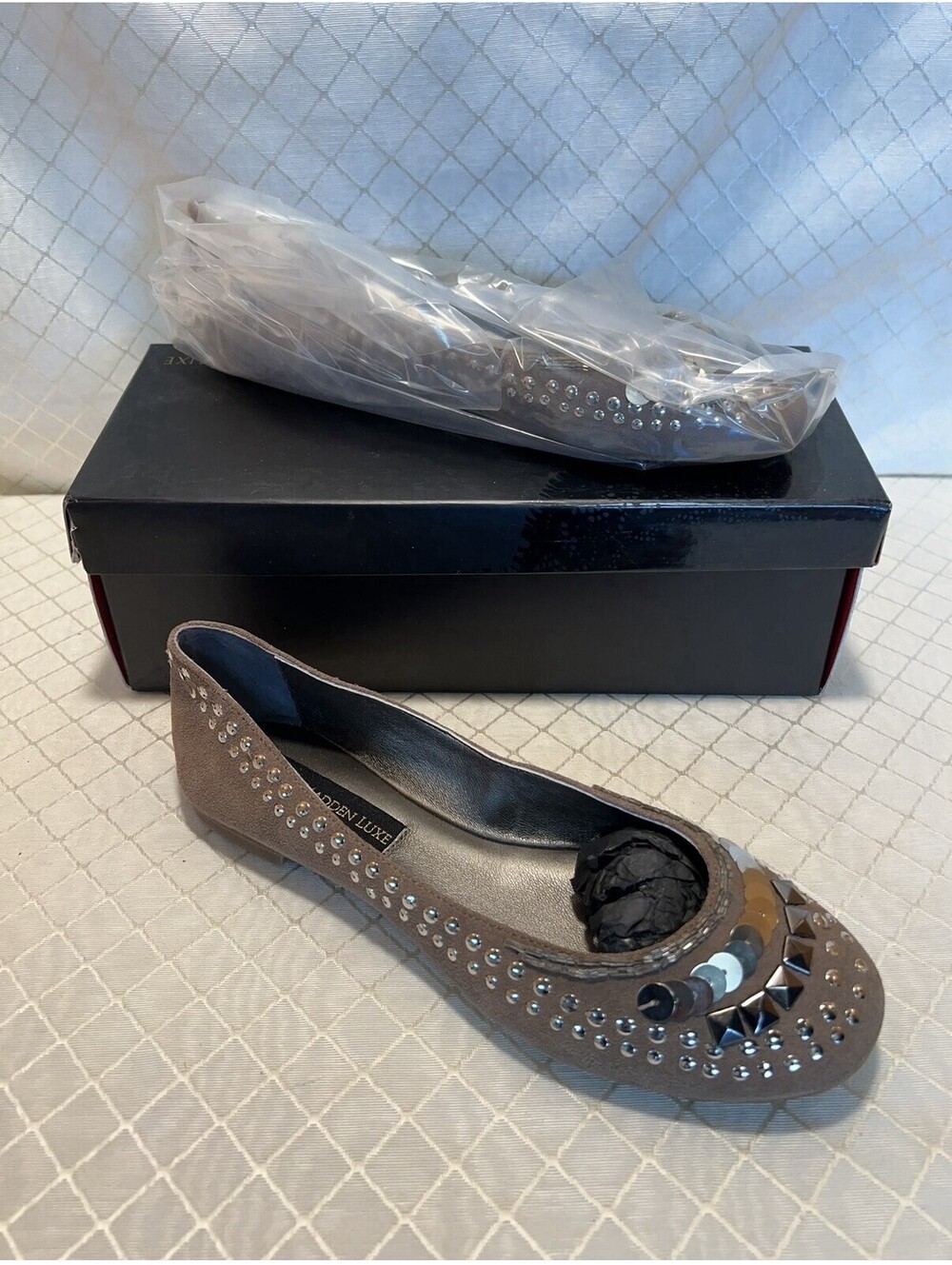 Steve Madden Taupe Suede Bling Flats Size 7